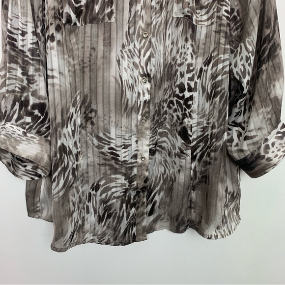 Dressbarn Animal Print Blouse - Picture 2 of 9